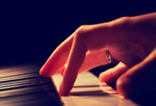 意甲联赛悬念重重，球队实力逐渐显现